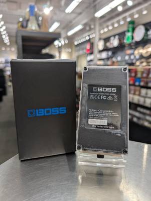 BOSS DD-8 Digital Delay | Long & McQuade