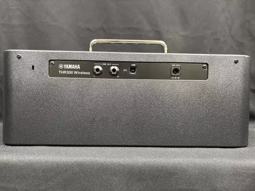 Yamaha - THR30 2