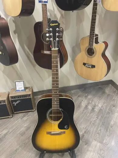 Epiphone - DR100VSCH