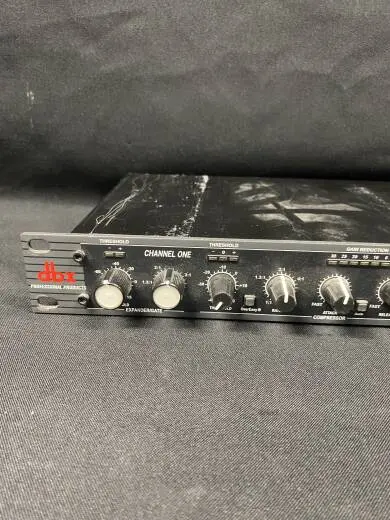 dbx - 266XL 2