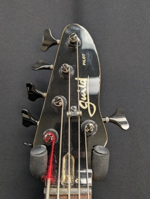 Guild Pilot Bass 3