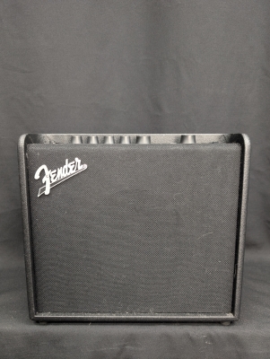 Fender - Mustang LT25