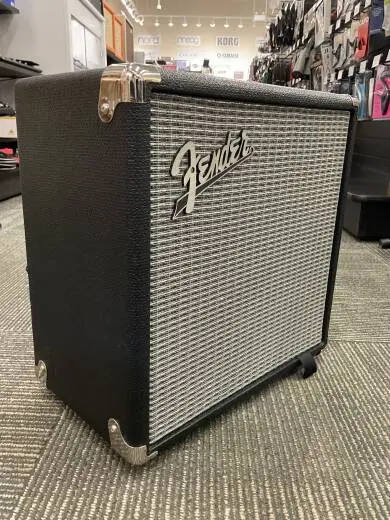Fender - Rumble 15 2