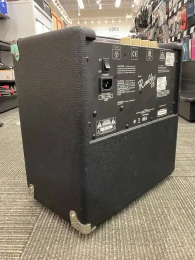 Fender - Rumble 15 2