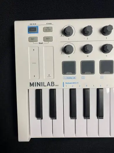 Store Special Product - Arturia - MINILAB MK II