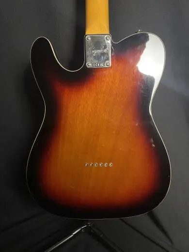 Squier - Classic Vibe 60s Telecaster - 3-Tone Sunburst 2