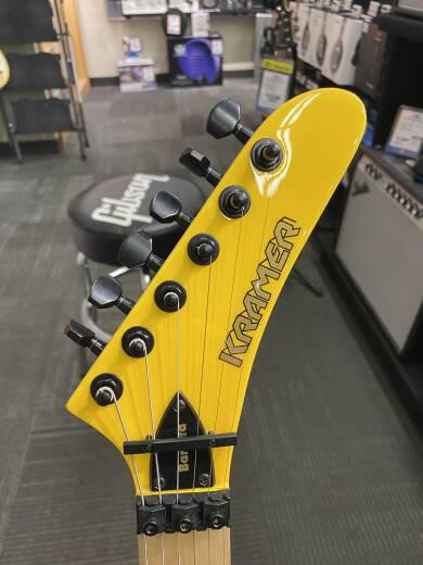 Kramer Baretta Electric Guitar - Bumblebee Yellow