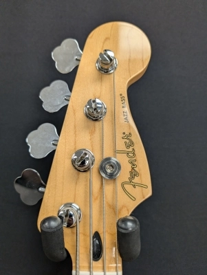 Fender - Player J Bass Buttercream 3