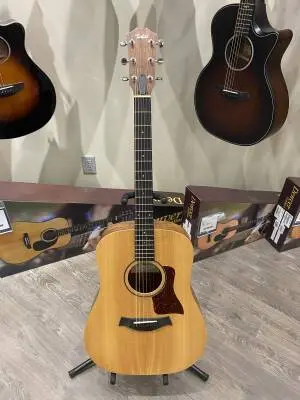 Taylor Guitars - BBT-E V1