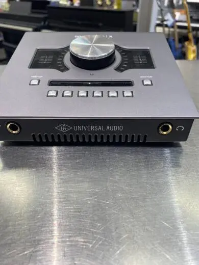 Universal Audio - UA-APLTWXQ/HE 2