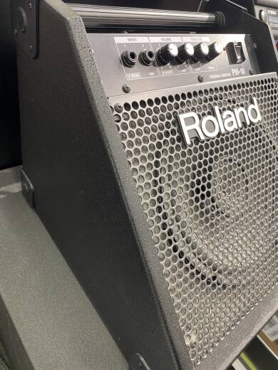Roland PM-10 Personal Monitor | Long & McQuade