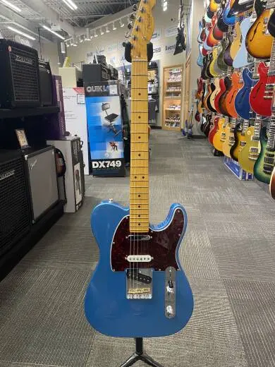 Store Special Product - Fender - American Professional Classic