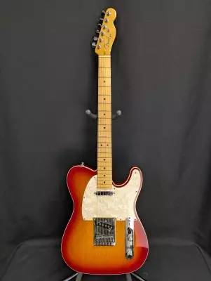 Fender - American Deluxe Telecaster - Aged Cherry Burst