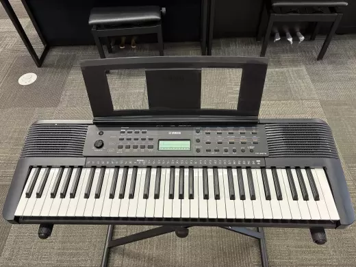 Yamaha - PSRE273 2