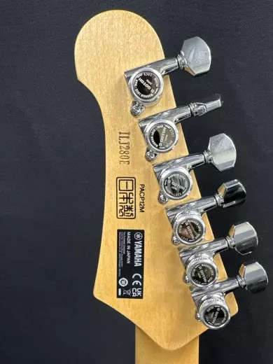 Yamaha - Pacifica Pro Beach Burst Blue 2