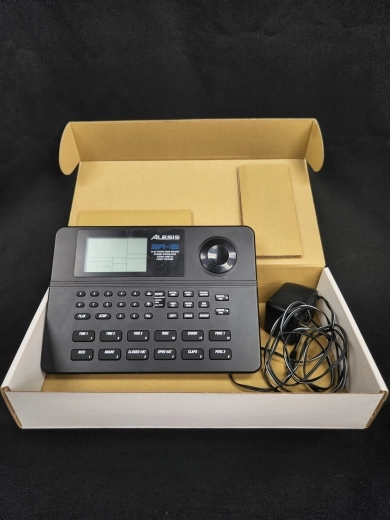 Alesis - SR-16