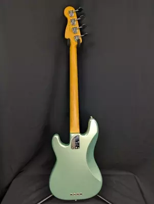 Fender - American Professional II P Bass - Mystic Surf Green 4