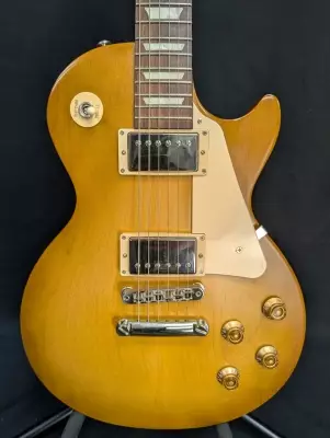 Gibson - Les Paul Tribute - Satin Honeyburst 2