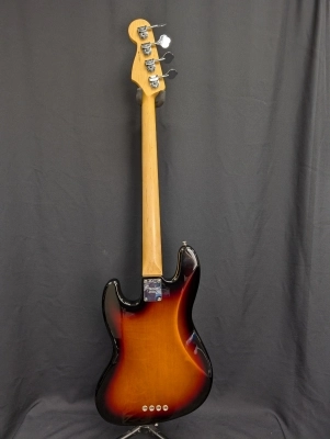 Fender - Am Pro J Bass - 3-Tone Sunburst 3