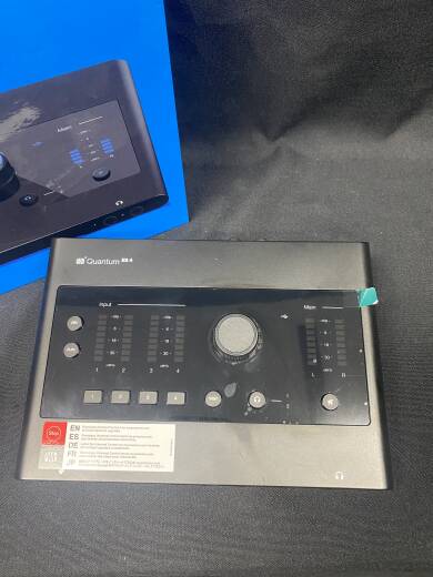 Store Special Product - PreSonus - Quantum ES 4