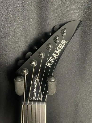 Kramer - Dave Mustaine Vanguard 2