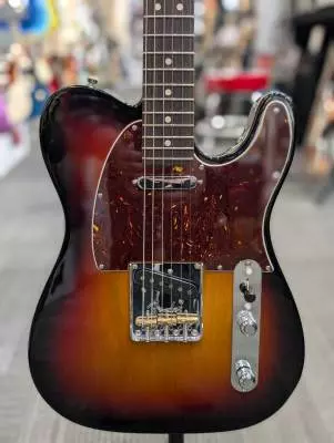 Fender - Am Pro II Tele - 3-Tone Sunburst 2