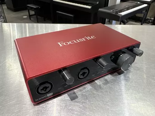 Focusrite - SCARLETT4I4MK3 2