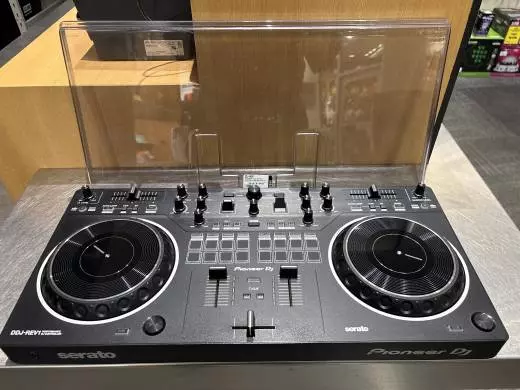Pioneer DJ - DDJ-REV1 2
