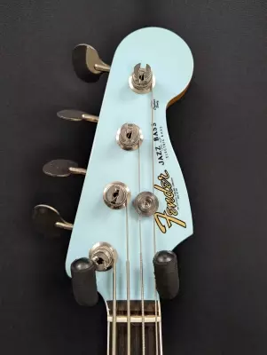 Fender - Gold Foil Jazz Bass Sonic Blue 2