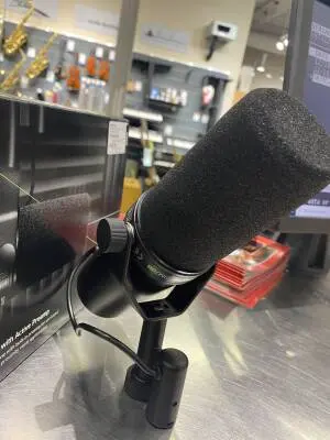 Shure - SM7DB 2