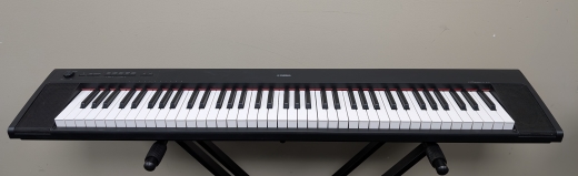 Yamaha Piaggero NP32 76-Key Portable Keyboard - Black | Long