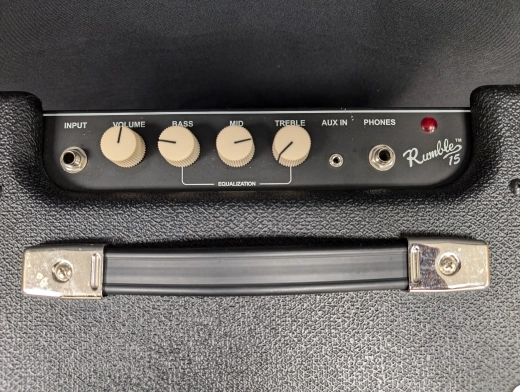 Fender - Rumble 15 V3 2