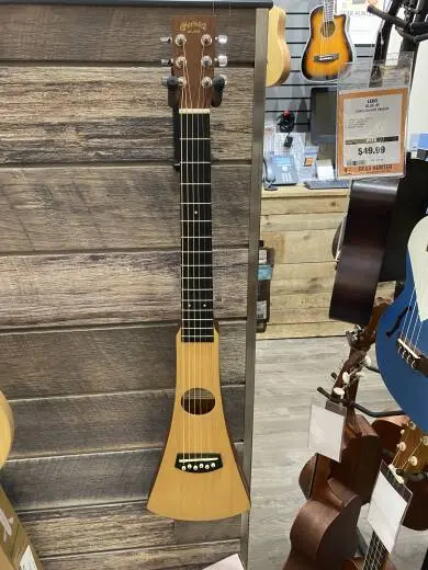 Martin Guitars - Backpacker 2