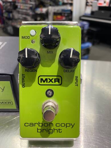 Gear Hunter | MXR - CARBON COPY BRIGHT