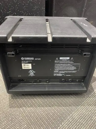 YAMAHA EMX62M 2