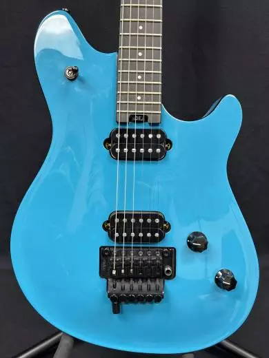 EVH - Wolfgang Special - Miami Blue 2