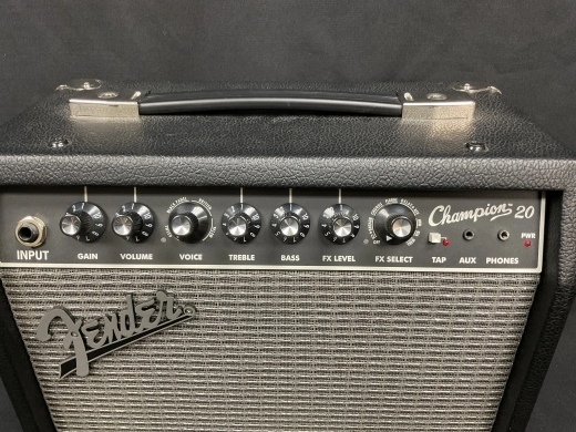 Fender Champion 4