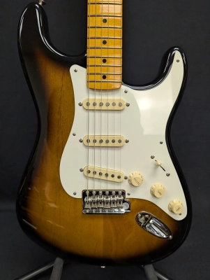 Fender - Eric Johnson Stratocaster 2-tone Sunburst 2