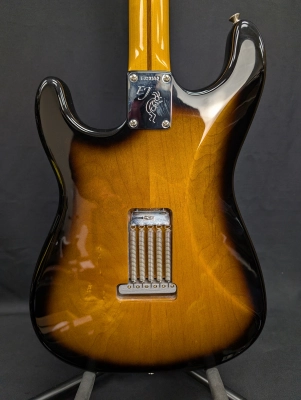 Fender - Eric Johnson Stratocaster 2-tone Sunburst 5