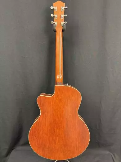 Godin Guitars - 5th Avenue CW Kingpin 2