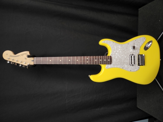 Fender - Tom Delonge Stratocaster - Graffiti Yellow