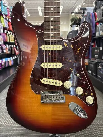 Fender - 70th Anniversary American Pro Strat 2