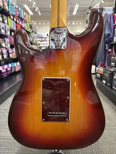Fender - 70th Anniversary American Pro Strat 2