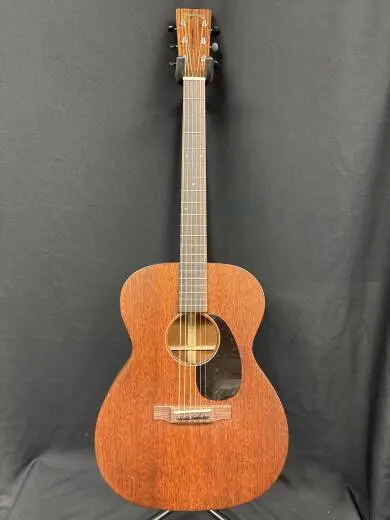Martin Guitars - 000 Solid Mahogany