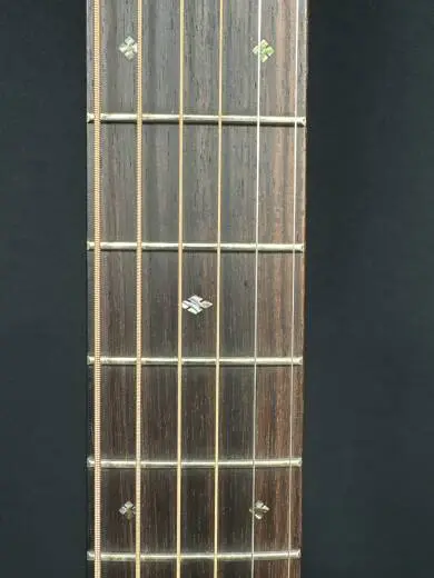 Martin Guitars - 000 Solid Mahogany 2