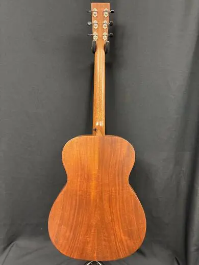 Martin Guitars - 000 Solid Mahogany 2