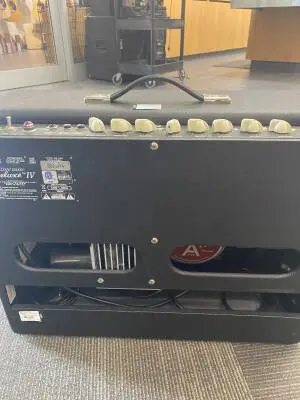 Fender - Hot Rod Deluxe IV 2