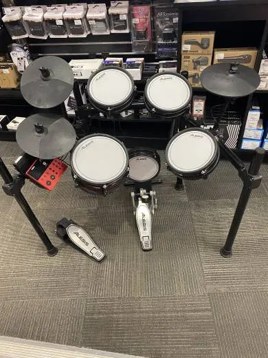 Alesis - NITROPROKITXUS