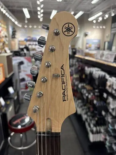 Yamaha - Pacifica 2