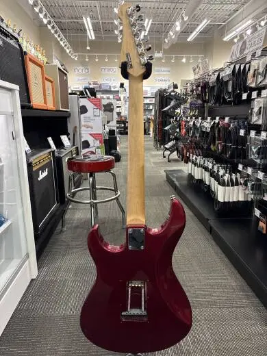 Yamaha - Pacifica 2